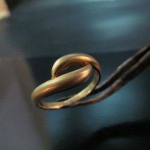 14k yellow solid gold Wedding ring for woman.